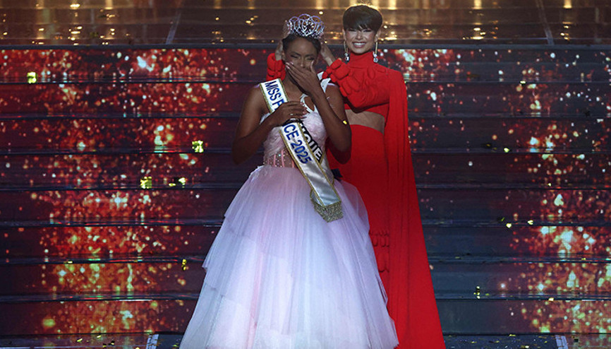 Kurallar değişti, tarihe geçti… ‘En yaşlı’ güzellik kraliçesi seçildi