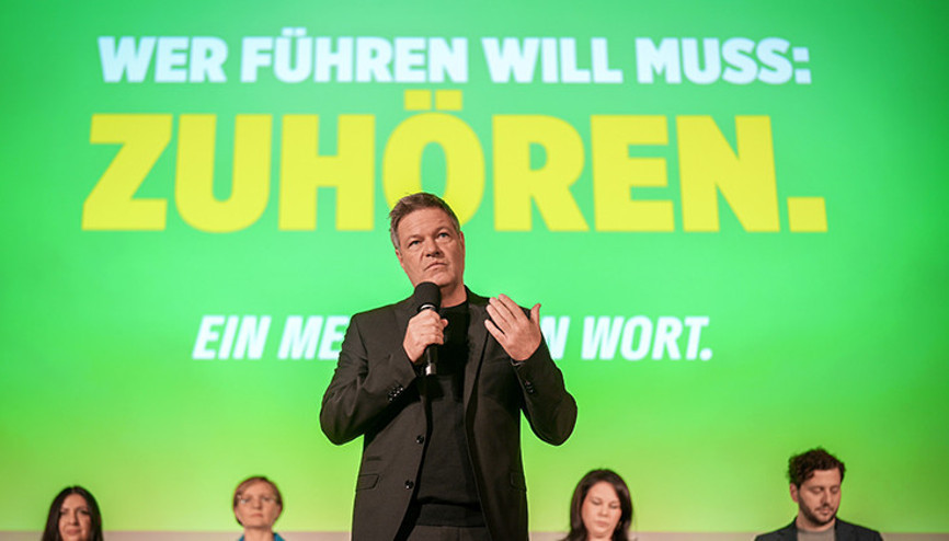 Çifte vatandaşlığa kafayı taktı Çifte vatandaşlığa kafayı taktı