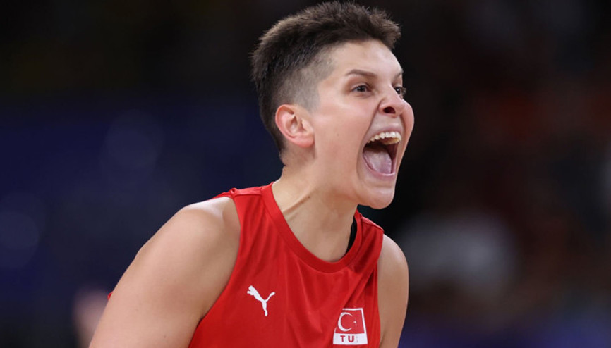 Ebrar Karakurt, Türkiyeye dönüyor Yeni takımı belli oldu