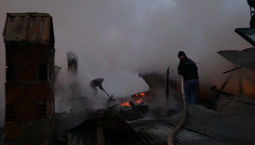 Mudurnu’da ev yangını