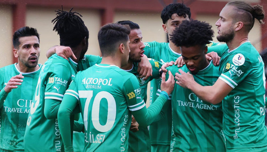 Volkan Demirelin öğrencileri 6 golle turladı