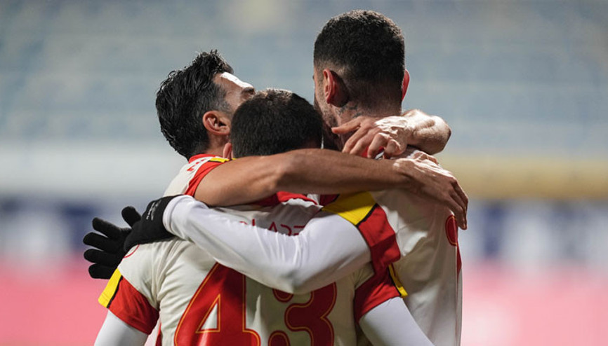 Göztepe 4 golle turu geçti