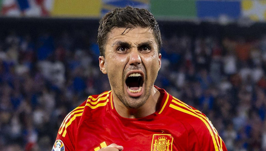 Okan Buruk ve Uğur Meleke oy kullandı, Rodri en iyisi seçildi