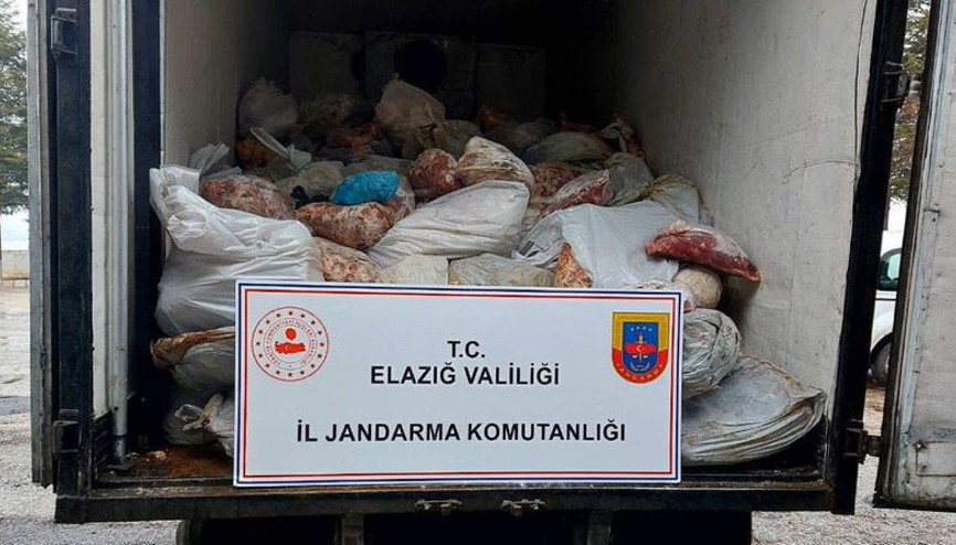 Elazığ’da 5 ton 880 kilogram kaçak et ele geçirildi Elazığ’da 5 ton 880 kilogram kaçak et ele geçirildi