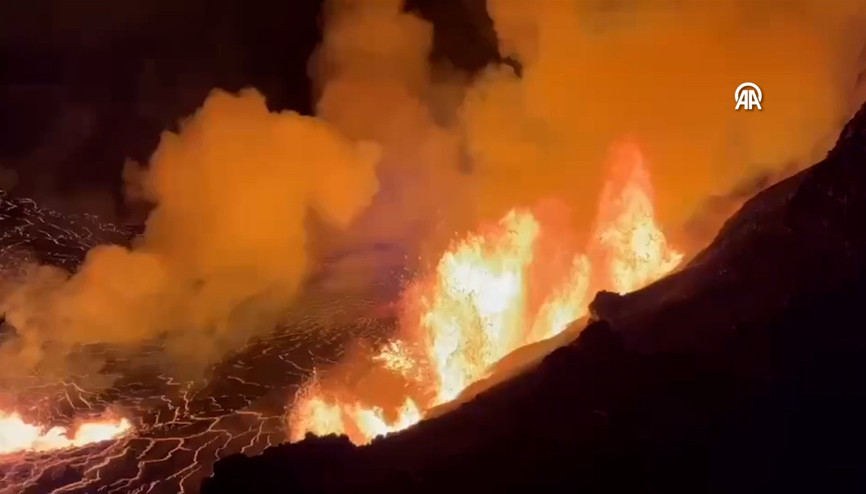 Hawaiideki Kilauea Yanardağında patlama