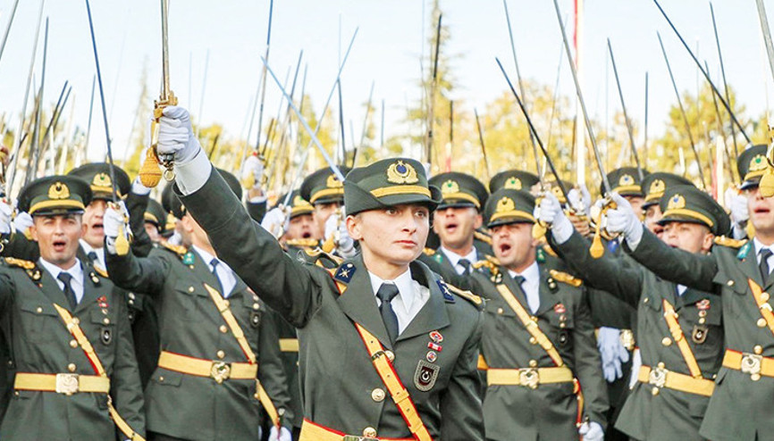 Kılıçlı yemin eden teğmenler için disiplin kurulunun toplanacağı tarih belli oldu