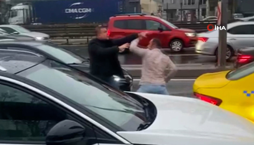 Avcılarda yol verme kavgasında ilginç anlar