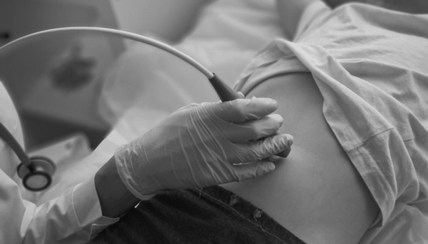 Belirtiler başladığında 13 yaşındaydı, doktor anoreksiya dedi ama… 15’inde menopoza girdiği ortaya çıktı