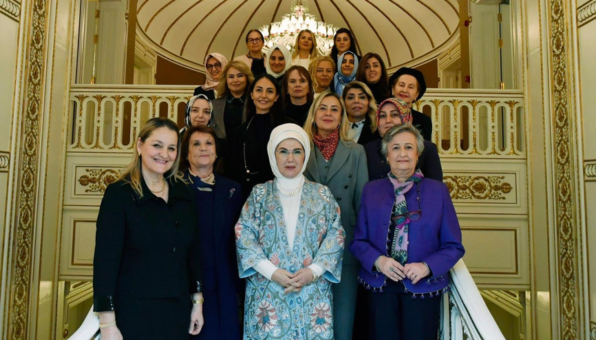 Emine Erdoğan, TOGEM-DER Yönetim Kurulu üyeleriyle bir araya geldi
