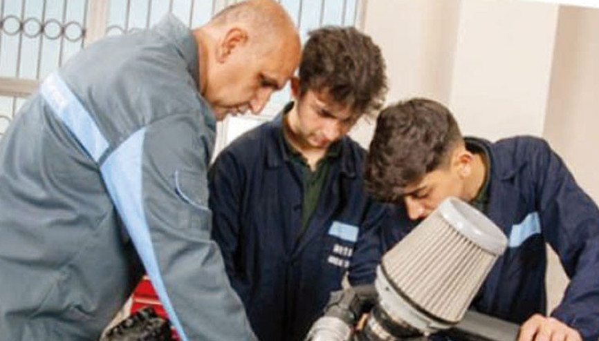 Meslek lisesi öğrencileri sanayi şehirlerine geçiş yapabilecek