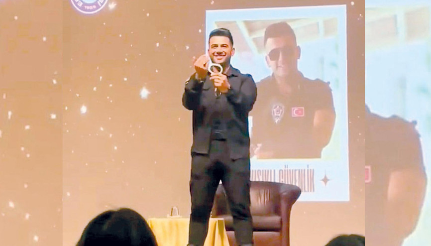 Akademik kültür popüler kültüre yeniliyor mu... Nerede o eski paneller Akademik kültür popüler kültüre yeniliyor mu... Nerede o eski paneller