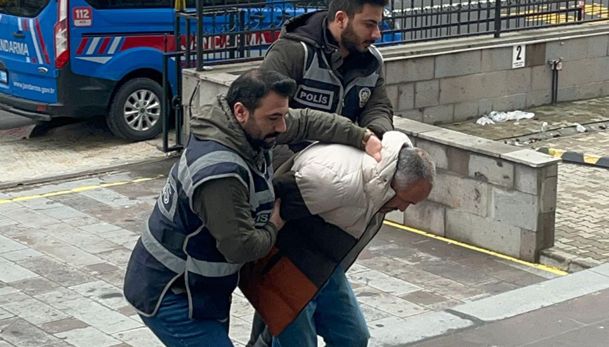 35 yıl hapis cezası bulunan firari hükümlü yakalandı 35 yıl hapis cezası bulunan firari hükümlü yakalandı