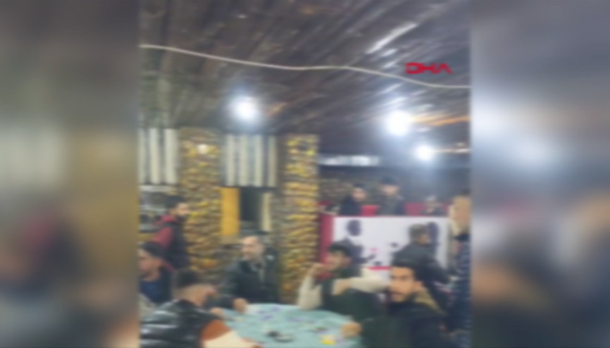 Polis kumar oynayanlara önce ‘mutlu yıllar’ diledi, ardından ceza kesti