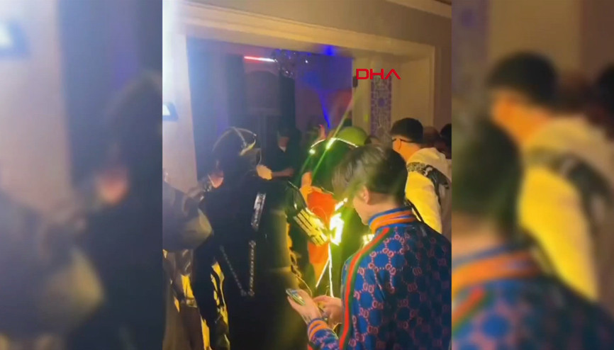 ‘Fergio House’ operasyonunda tutuklandı, tahliye olduktan sonra yılbaşı partisi yaptı