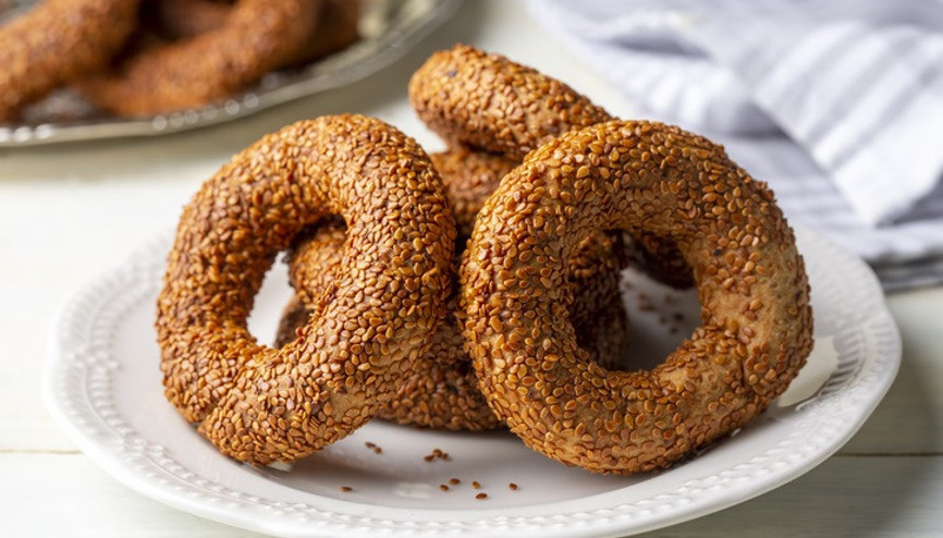 KANDİL SİMİDİ TARİFİ (SUSAMLI, MAHLEPLİ) || Pastane usulü kandil simidi nasıl yapılır, malzemeleri neler KANDİL SİMİDİ TARİFİ (SUSAMLI, MAHLEPLİ) || Pastane usulü kandil simidi nasıl yapılır, malzemeleri neler