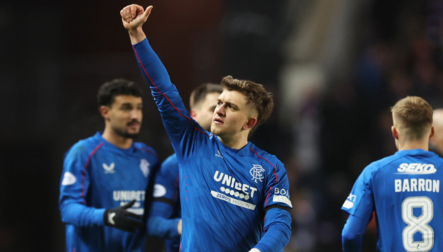 Rangers derbide Celtici farklı devirdi Rıdvan Yılmaz...