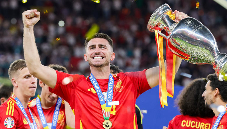 Fenerbahçeye Laporte transferinden haber var: Oyuncunun geleceğini duyurdular...