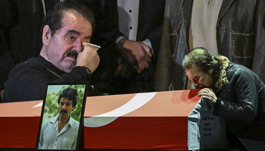 İbrahim Tatlısesten Ferdi Tayfura gözyaşlarıyla veda: Prens sana uğurlar olsun