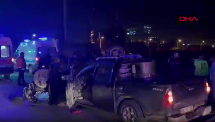 Muğlada kamyonet ile otomobil çarpıştı: 2 ölü, 2 yaralı