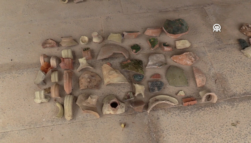 Hasankeyfteki kazıda bulunan 800 yıllık seramik kapta Anadolu parsı izi