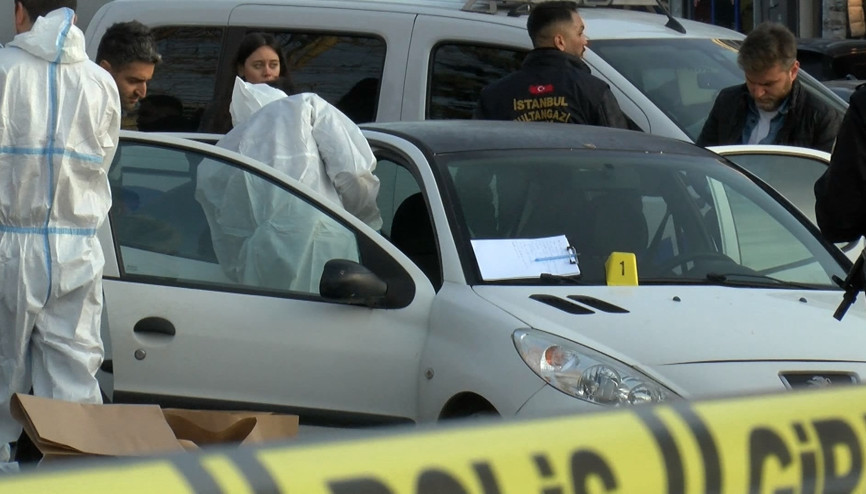 İstanbulda kadın cinayeti Eşini öldürüp otomobilin bagajına koydu