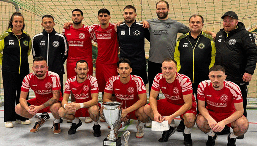 Gu-Türkspor’dan çifte kupa pozu Gu-Türkspor’dan çifte kupa pozu