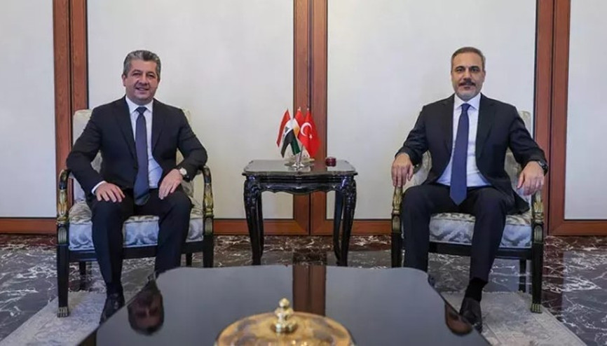 Dışişleri Bakanı Hakan Fidan, IKBY Başbakanı Barzani ile bir araya geldi