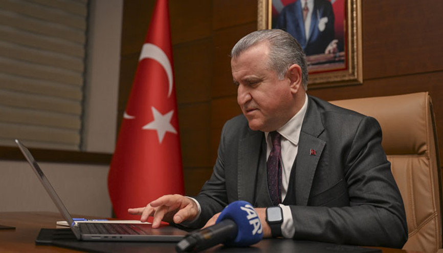 Bakan Bak, Yılın Kareleri oylamasına katıldı