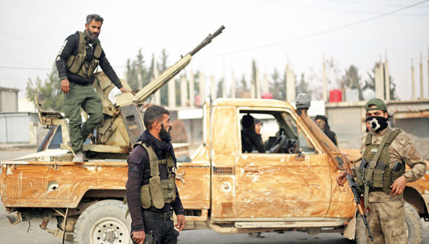 YPG/PKK köşeye sıkıştı Türkiye sınırına Fransız-ABD askeri istedi