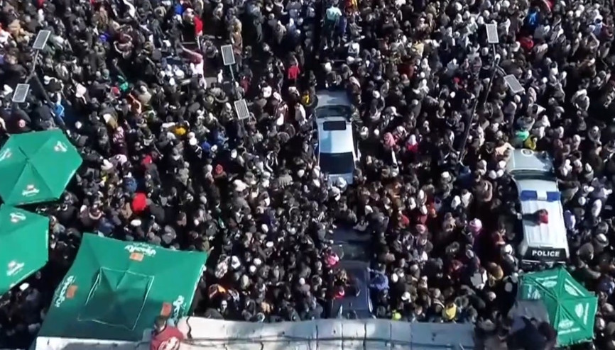 Emevi Camii’nde izdiham 3 kişi hayatını kaybetti