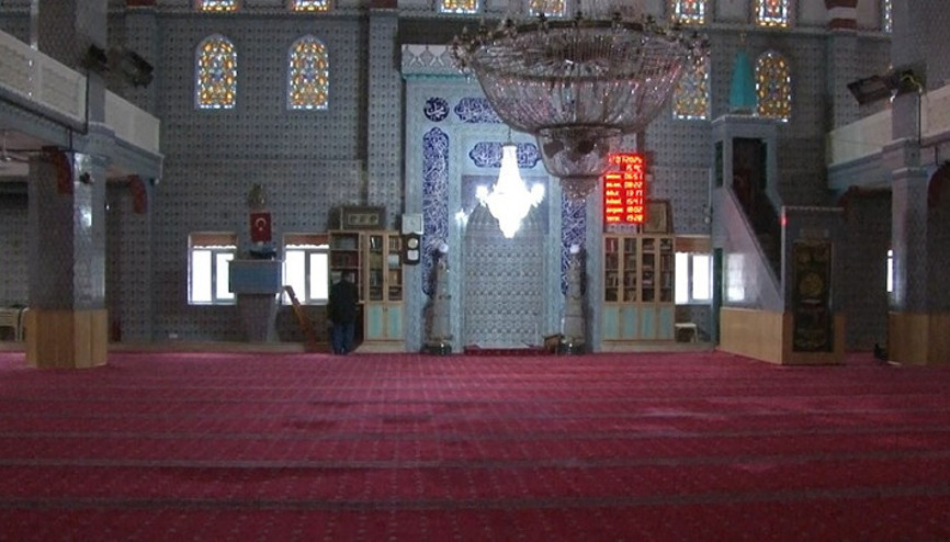 Sultangazide imamı darbetti Gözaltına alındı