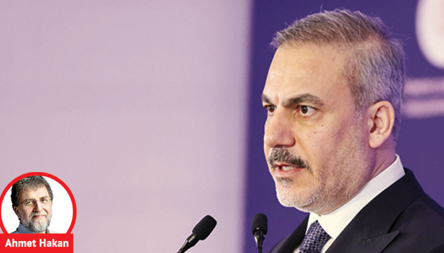 Gündemdekilerden gündem beğen... Hakan Fidan’dan süper laf sokuş