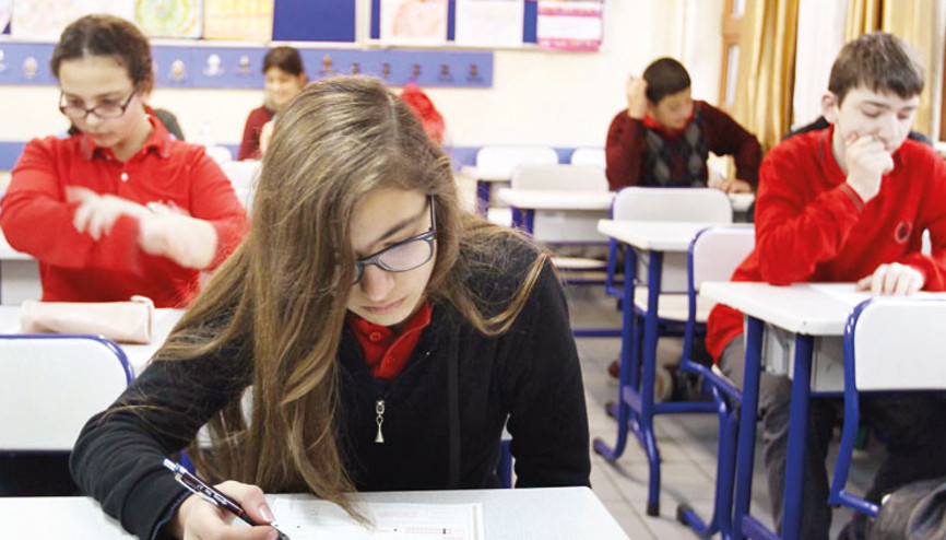 Sınavdan bir saat önce paylaşmışlar 6 okulda ortak sınavlar tekrar yapılacak