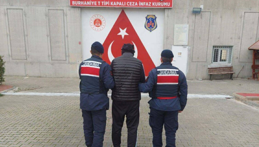 Yolcu Otobüsüyle Uyuşturucu Sevkiyatı: 1 Tutuklama Yolcu Otobüsüyle Uyuşturucu Sevkiyatı: 1 Tutuklama