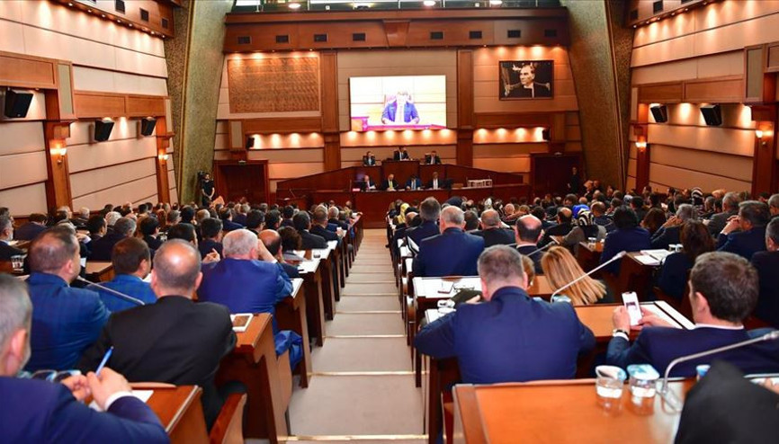 İBB Meclisinden bazı taşınmazların satışına onay