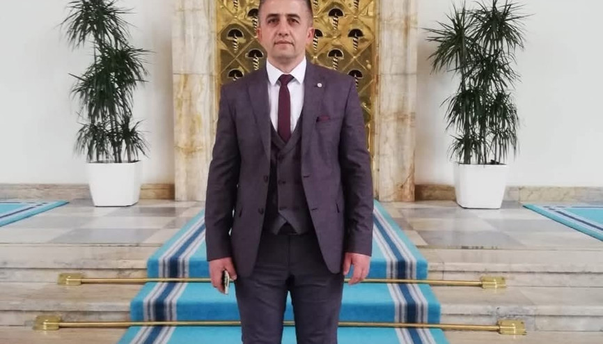 Yem karma makinesine sıkışan muhtar, hayatını kaybetti