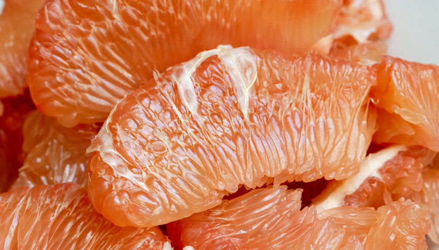 Kabuklarını sakın atmayın, ilaç içerken kullanmayın İşte turunçgillerin inanılmaz faydaları ve nasıl tüketilmesi gerektiği