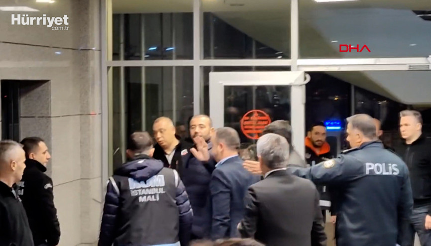 Beşiktaş Belediye Başkanı Rıza Akpolat tutuklandı Beşiktaş Belediye Başkanı Rıza Akpolat tutuklandı