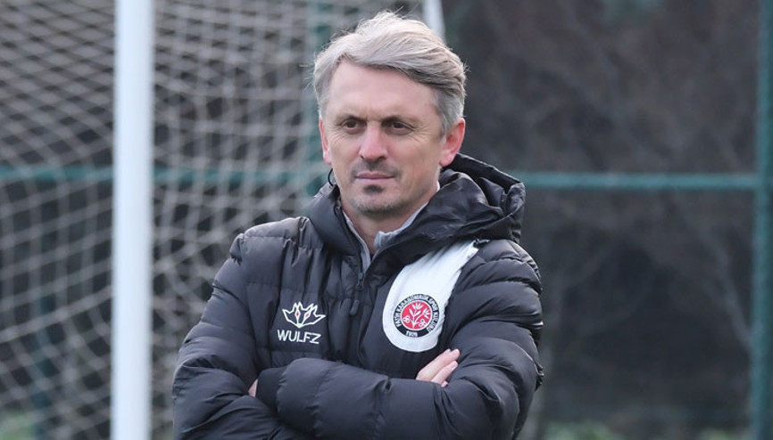 Fatih Karagümrükün yeni teknik direktörü Orhan Ak