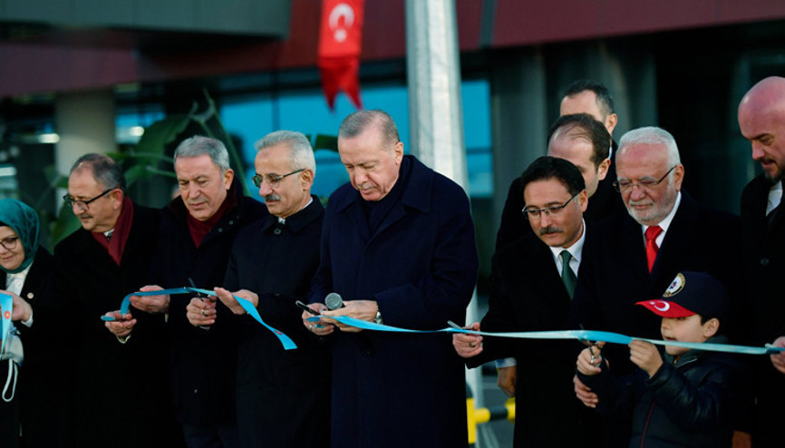 Cumhurbaşkanı Erdoğan Kayseri Havalimanının yeni termal binasının açılışını yaptı