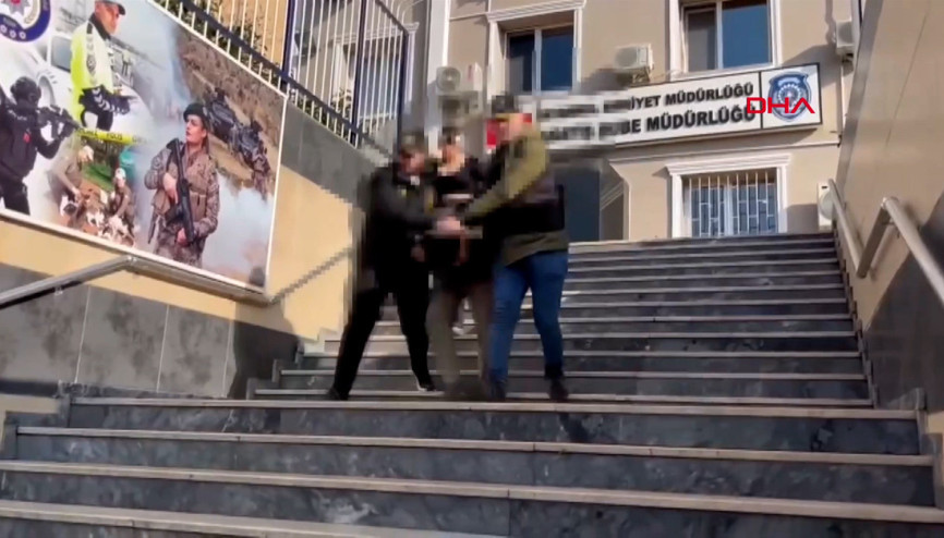 Sosyal medyadan müstehcen yayın yapan kadın tutuklandı, eşi serbest