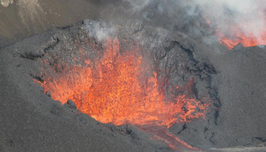 Hawaiideki Kilauea Yanardağı lav püskürttü