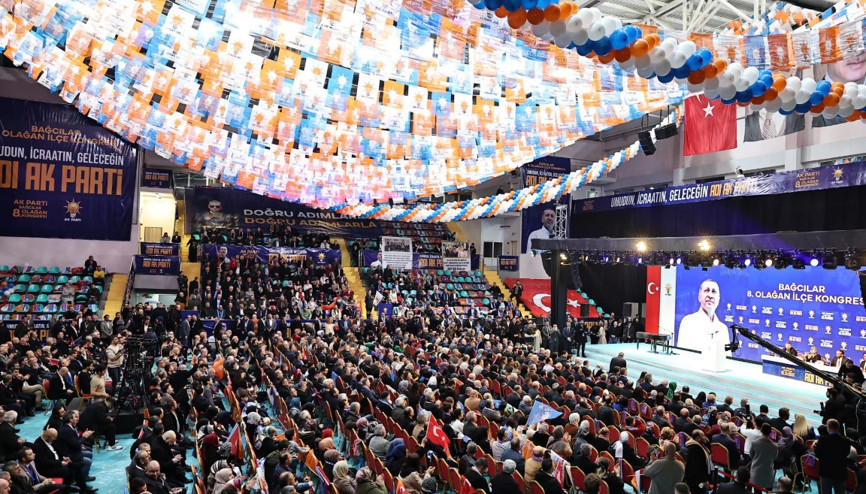 AK Parti İstanbul ilçe kongreleri tamamlandı AK Parti İstanbul ilçe kongreleri tamamlandı