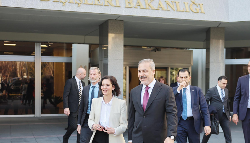 Hakan Fidan:  Amacımız güvenli ve huzurlu dönüş
