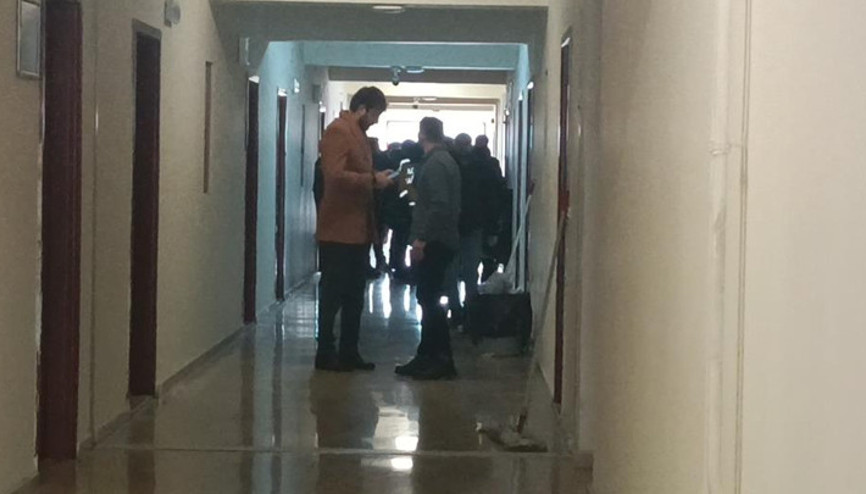 Sivasta öğrenci yurdunda korkunç olay Üniversiteli Eren, banyoda ölü bulundu