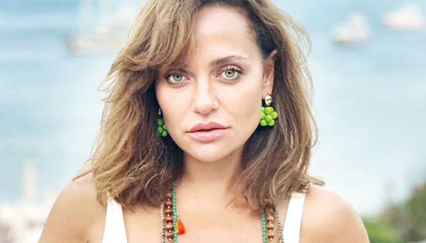 Sette talihsiz kaza... Hastaneye kaldırılan Didem Balçına 4 dikiş atıldı