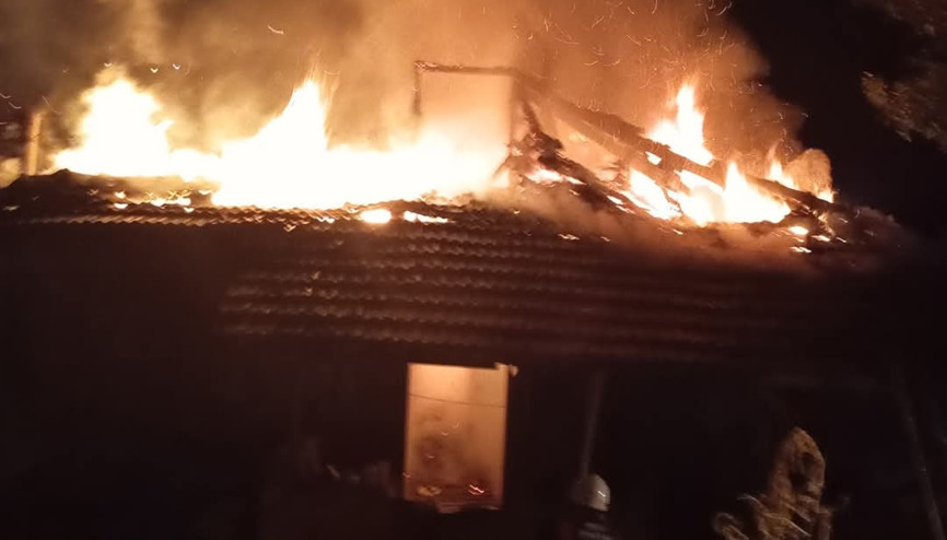 Ordu’da soba bacasından kaynaklı çıkan yangın, söndürüldü