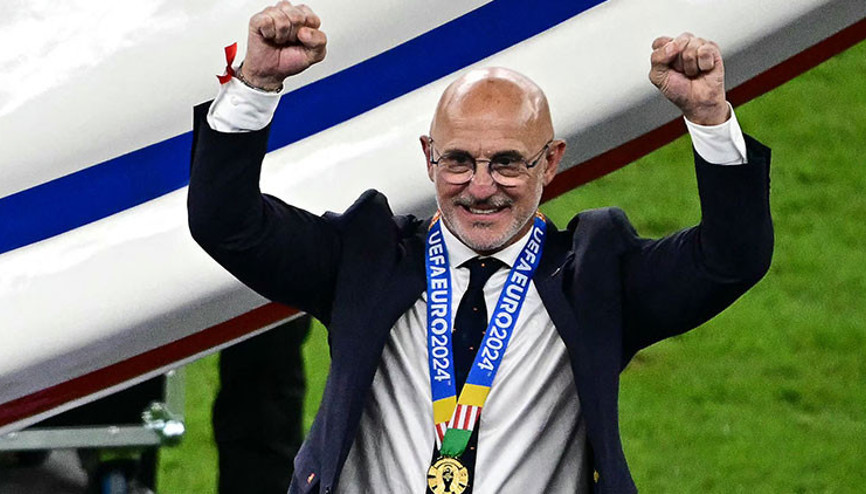 İspanya Luis de la Fuente ile yola devam dedi