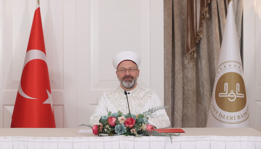 Diyanet İşleri Başkanı Erbaş: Gazzedeki insani yardım faaliyetlerimiz artarak devam ediyor