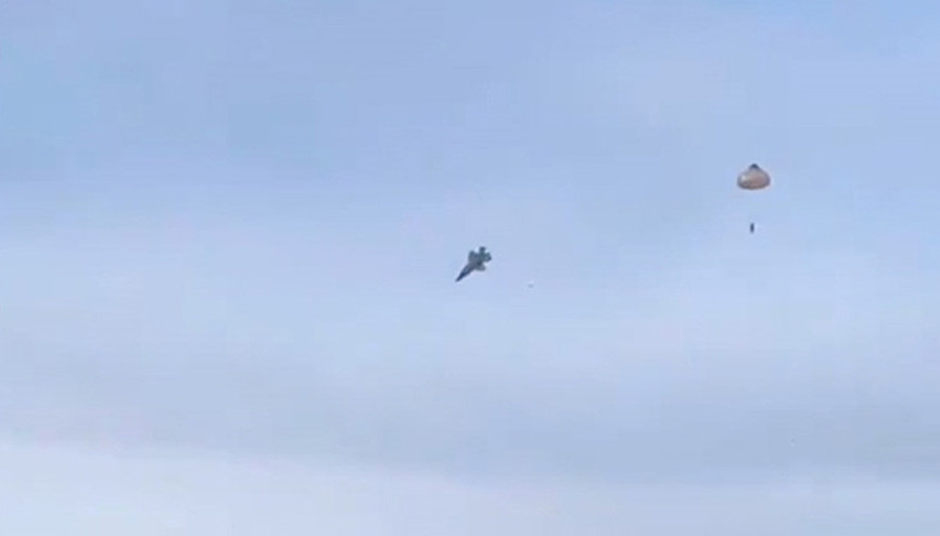 ABDde F-35 savaş uçağı uçurtma gibi çakıldı